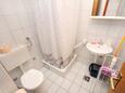 Tisno, Bathroom in the apartment.