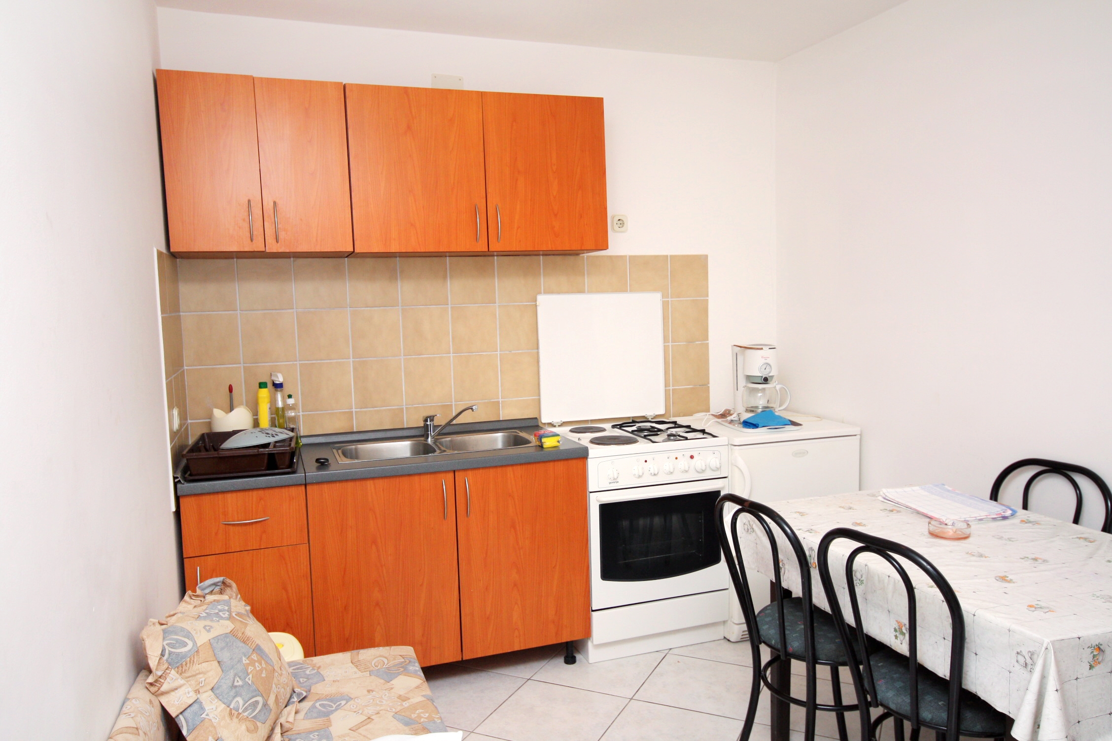 Two bedroom apartment with terrace and sea view Tisno, Murter  A-b