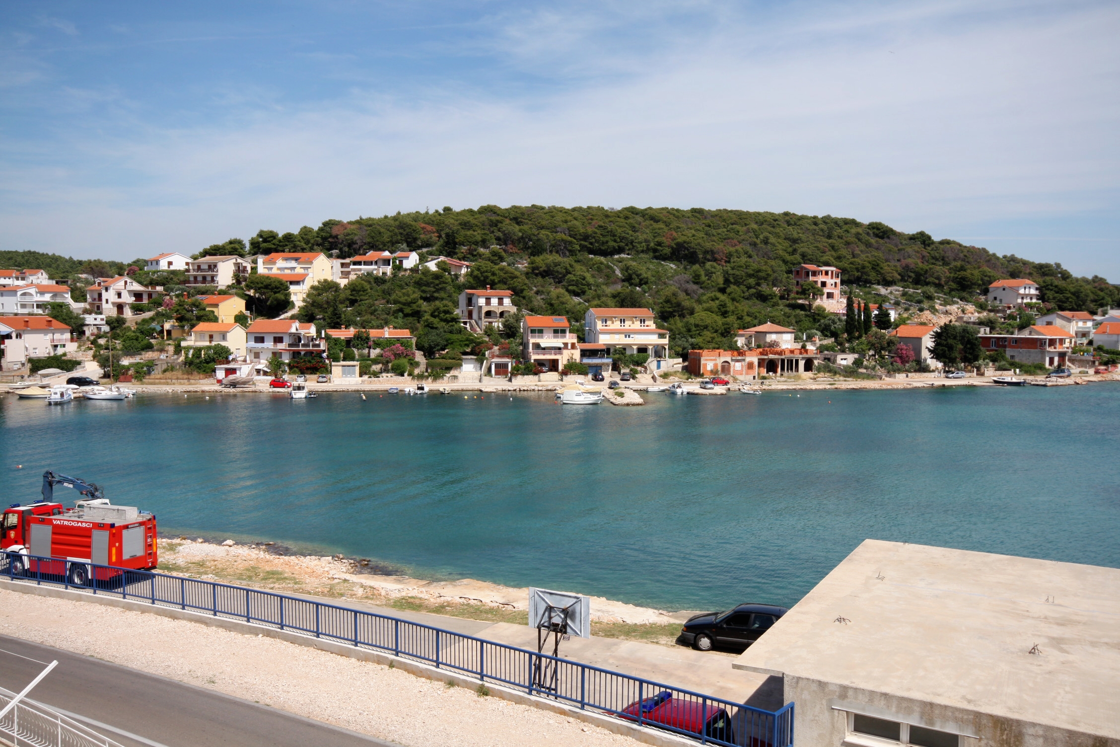 Two bedroom apartment with terrace and sea view Tisno, Murter  A-b