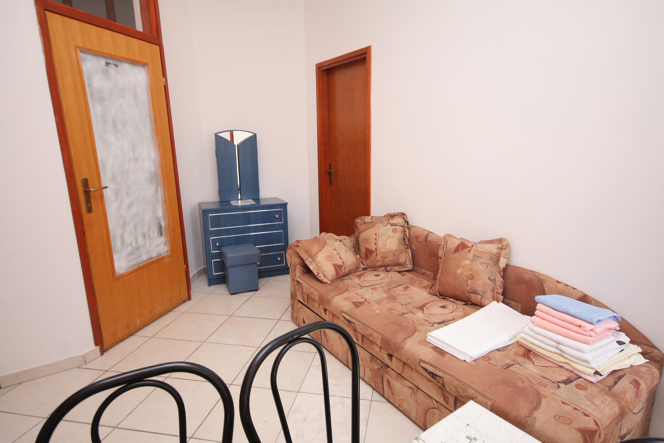 One bedroom apartment with terrace and sea view Tisno, Murter  A-c