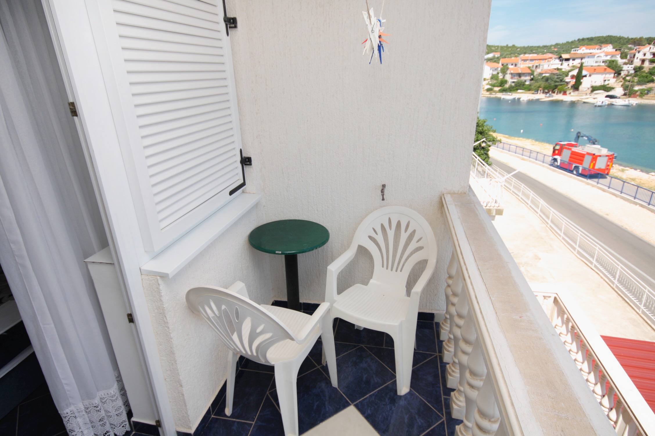Studio flat with balcony and sea view Tisno, Murter  AS-a
