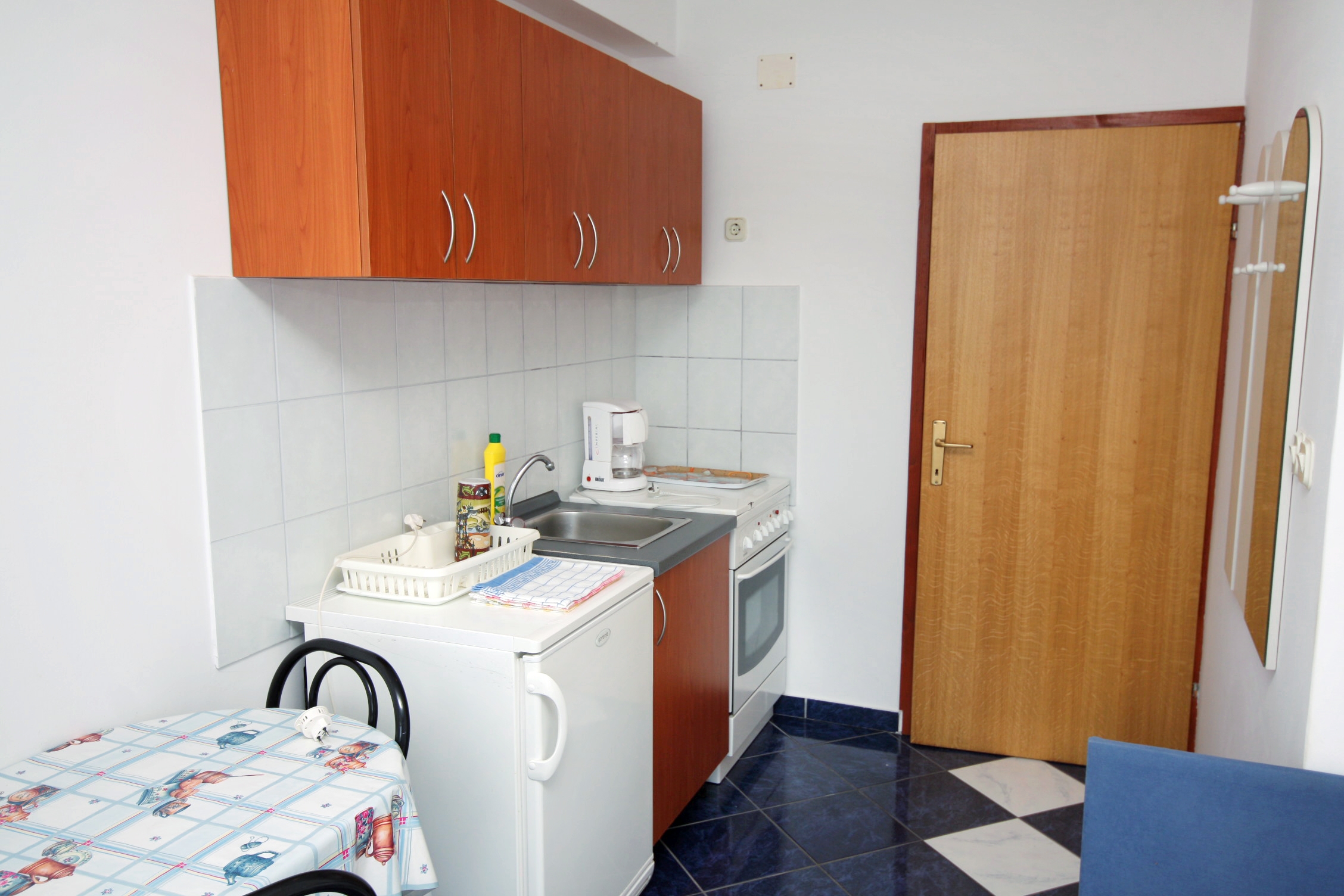 Studio flat with balcony and sea view Tisno, Murter  AS-a