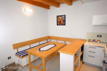 Dining room Tisno, Dining room in the apartment, dostupna klima i WIFI.