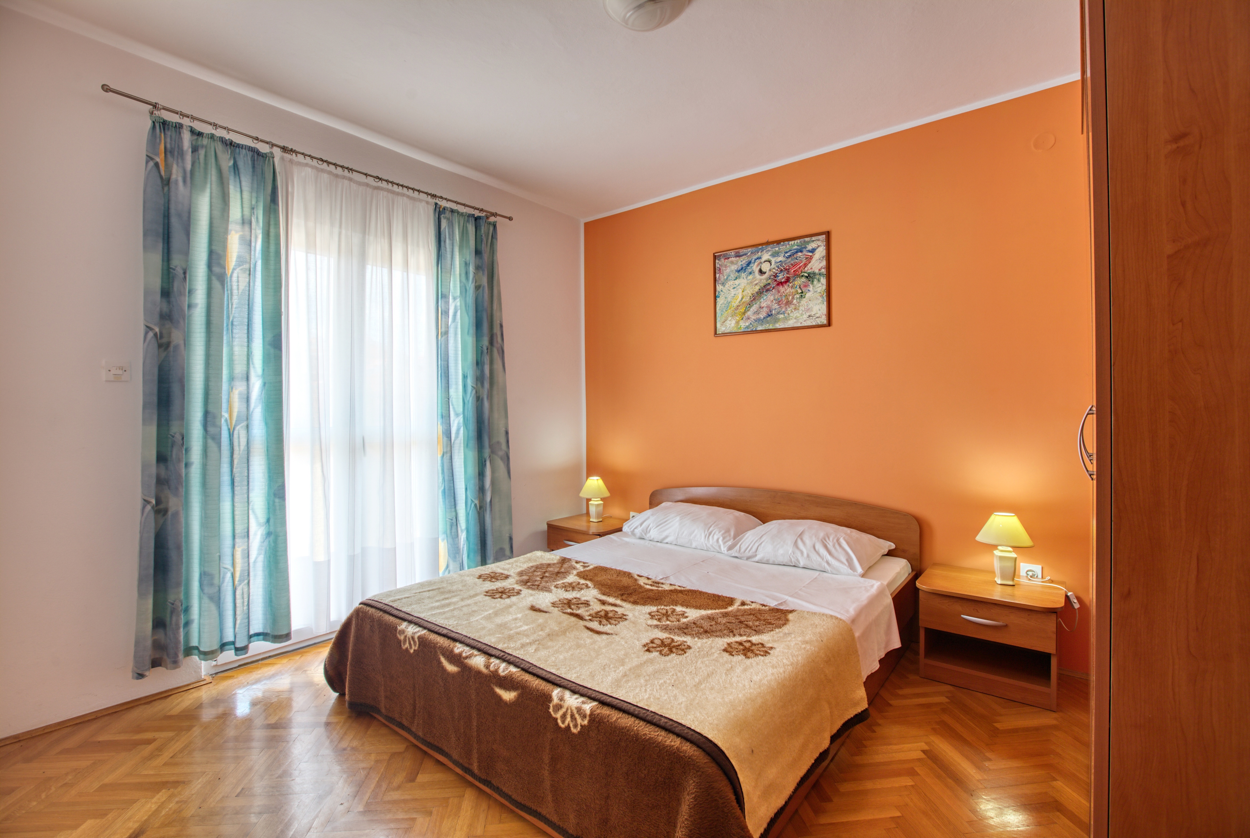 Two bedroom apartment with terrace Murter  A-a