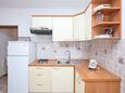 Murter, Kuchyně v ubytování typu apartment, domácí mazlíčci povoleni a WiFi.