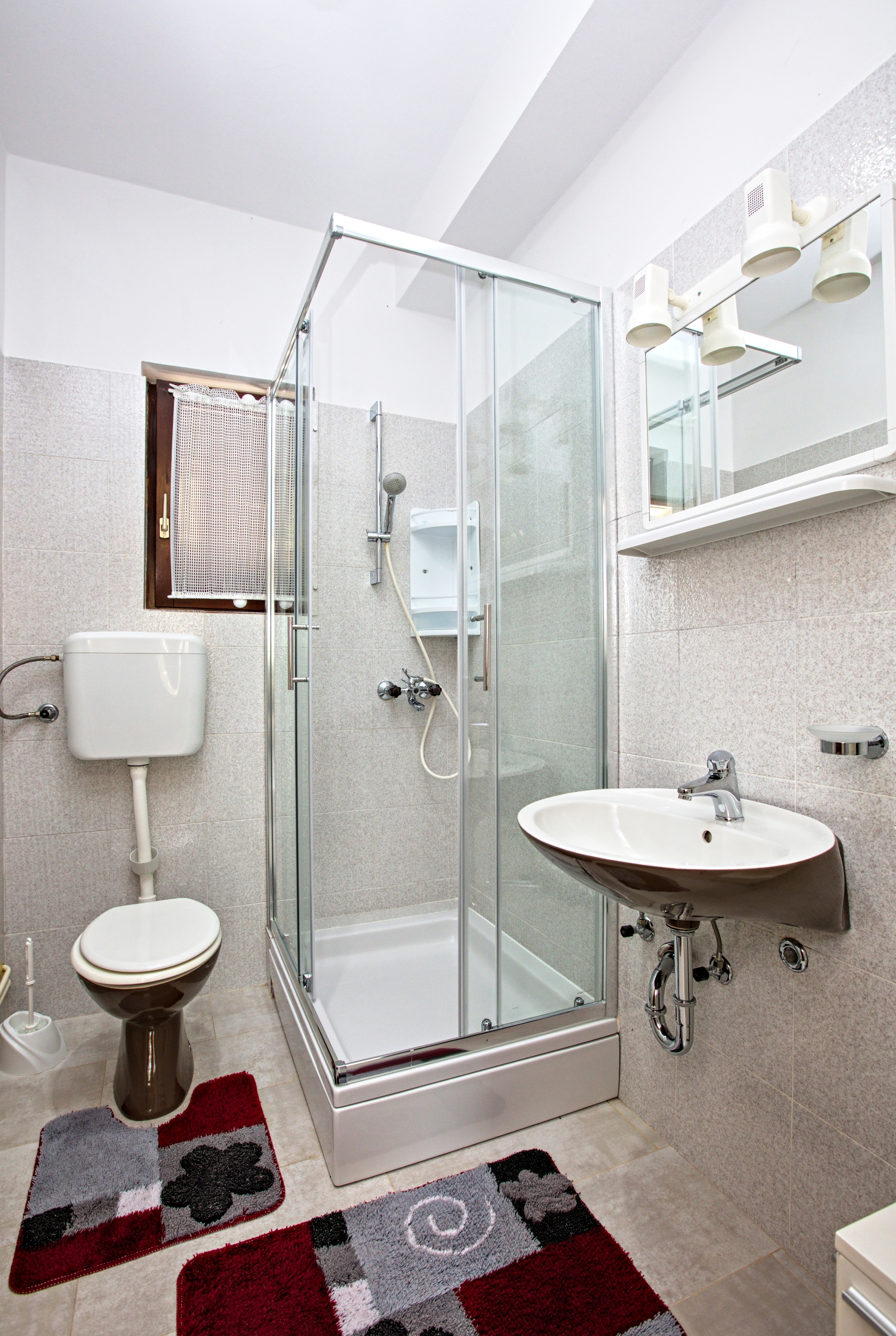 One bedroom apartment with terrace Murter  A-c