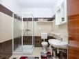 Murter, Bathroom in the apartment, (pet friendly) and WiFi.