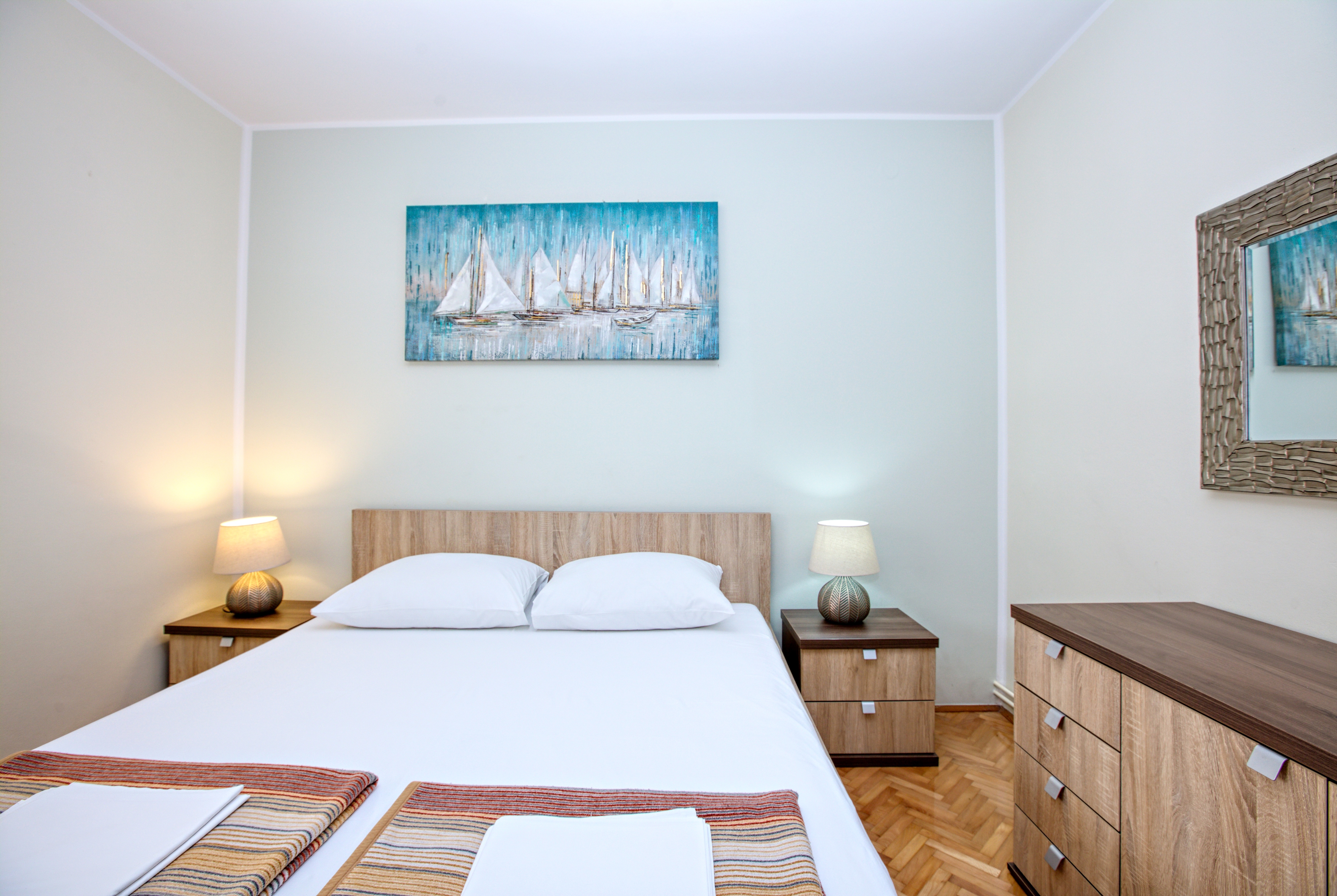 Two bedroom apartment with terrace Murter  A-d