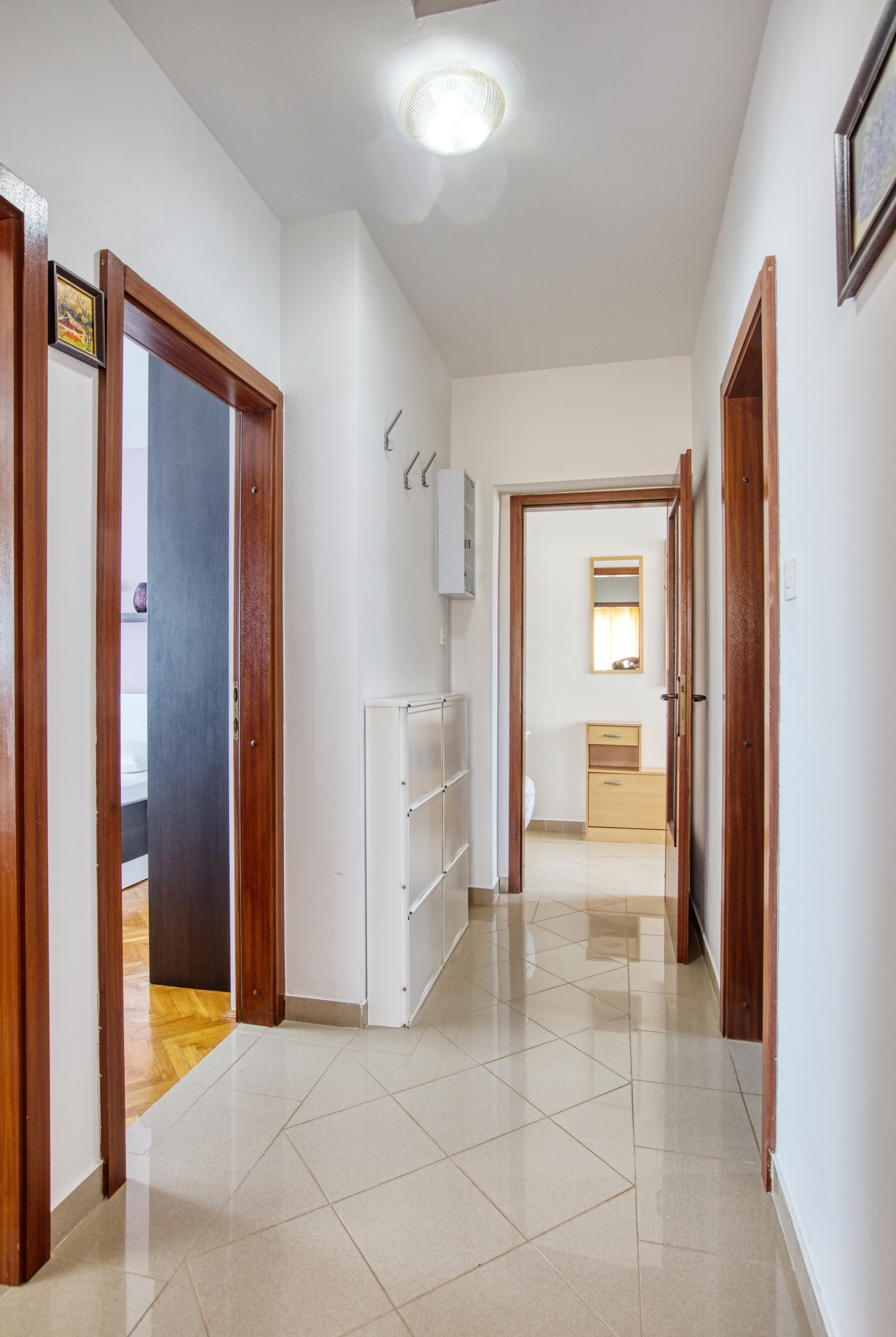 Three bedroom apartment with terrace and sea view Murter  A-e