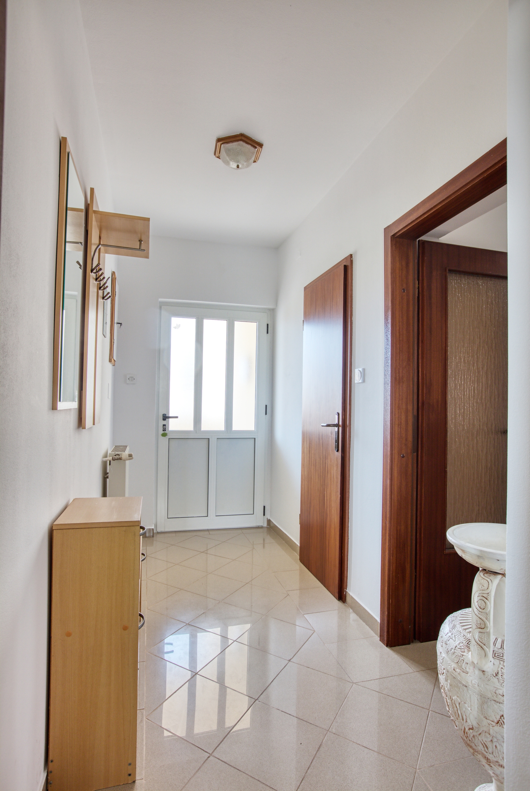 Three bedroom apartment with terrace and sea view Murter  A-e