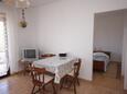 Dining room Tisno, Dining room in the studio-apartment, (pet friendly) and WiFi.