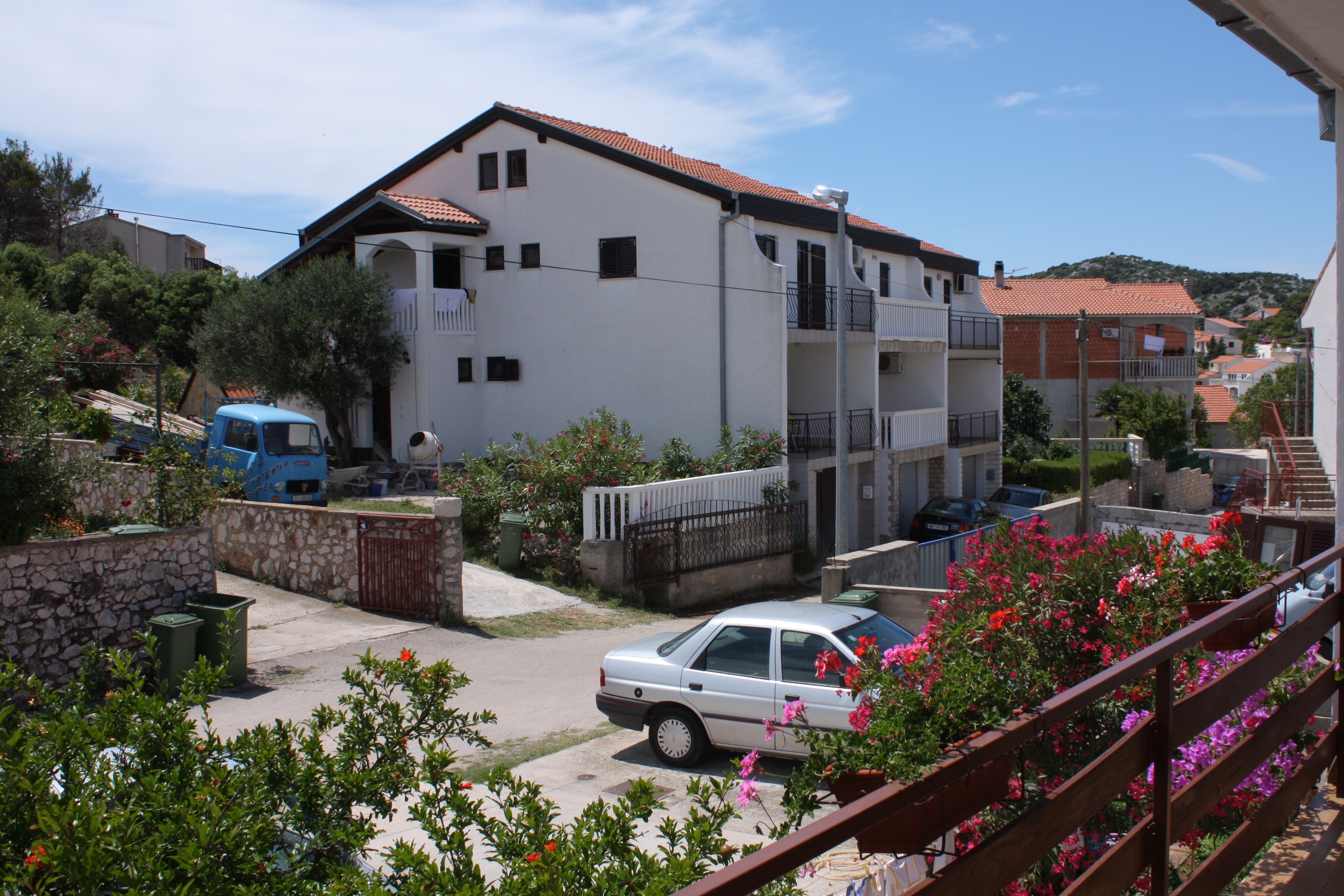 Studio flat with balcony Tisno, Murter  AS-b