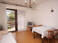 Dining room Tisno, Dining room in the studio-apartment, (pet friendly) and WiFi.