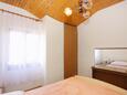 Jezera, Bedroom 1 in the apartment, (pet friendly).