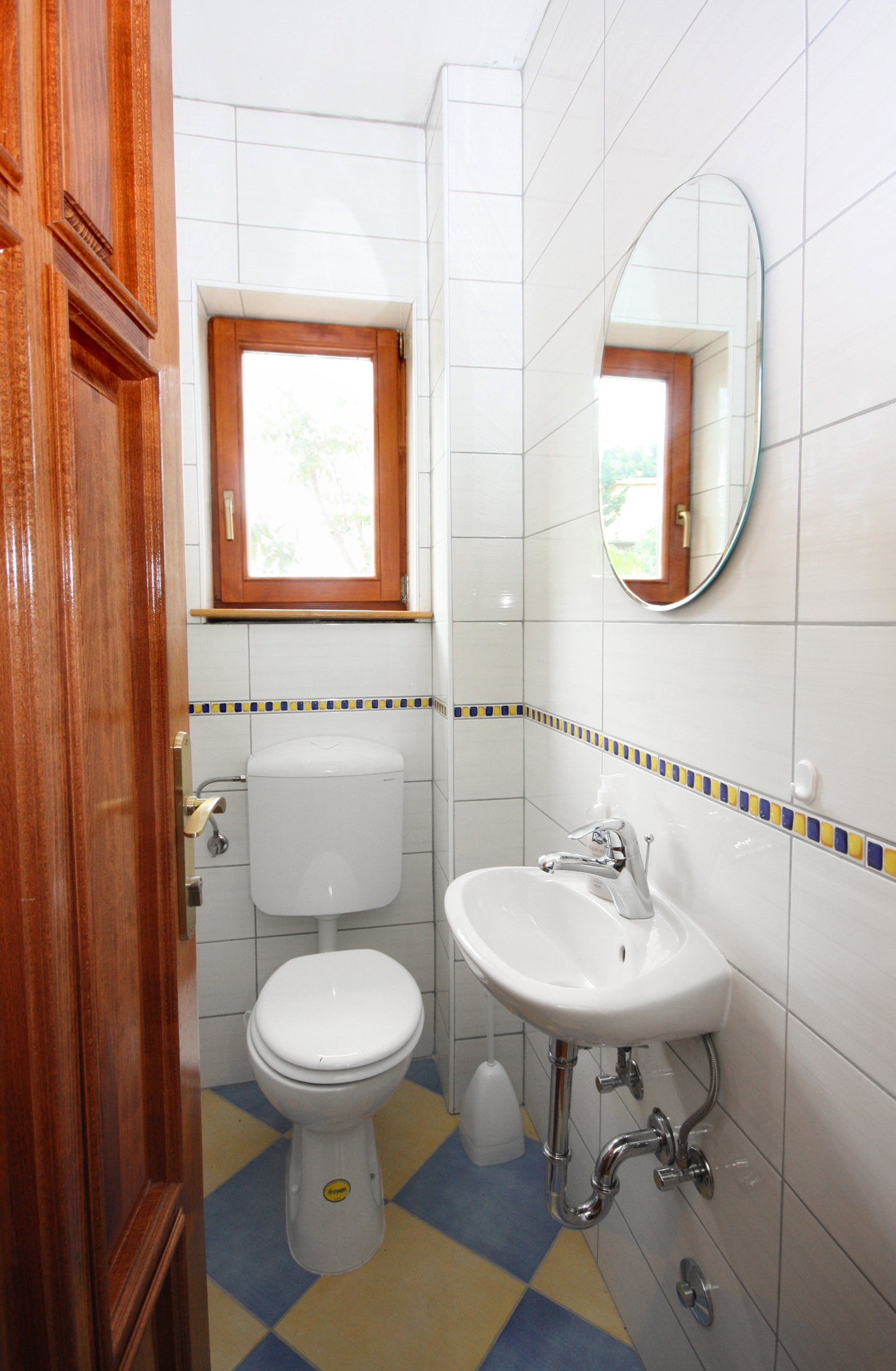 Three bedroom house with terrace and sea view Tisno, Murter  K