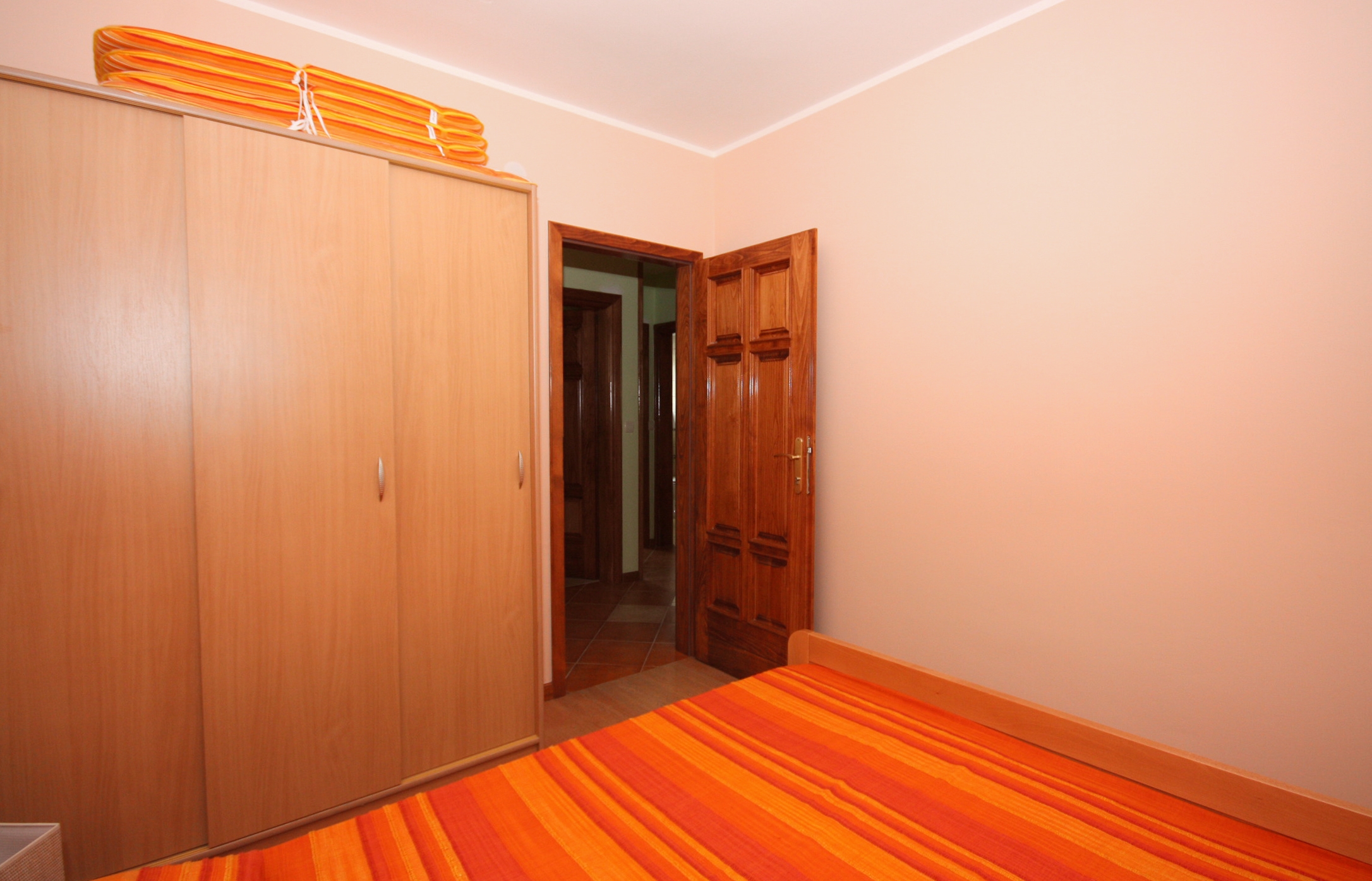 Three bedroom house with terrace and sea view Tisno, Murter  K