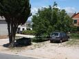 Parking lot Murter, Murter, Parking lot 5095 - Apartments with pebble beach.