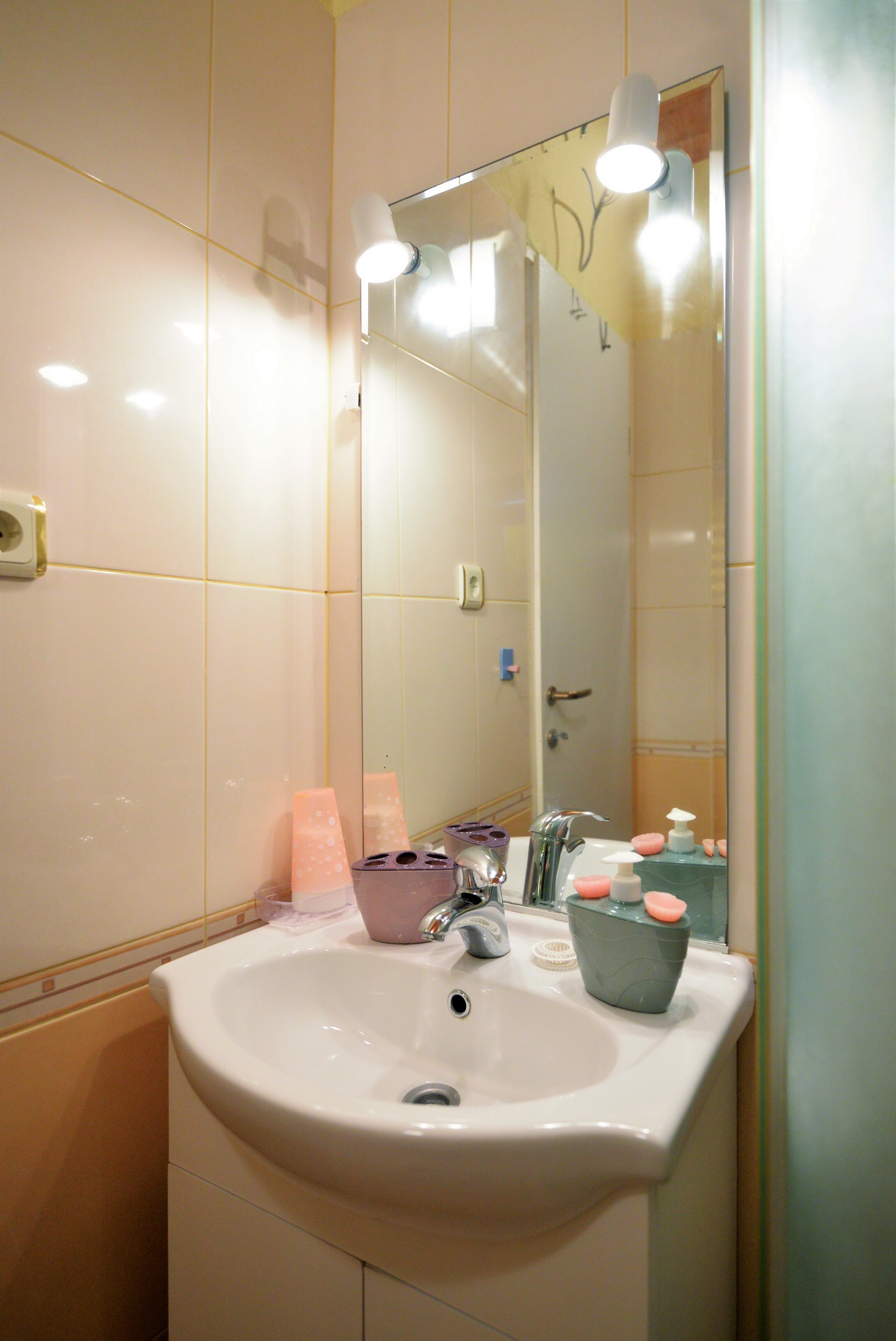 One bedroom apartment with terrace and sea view Murter  A-a