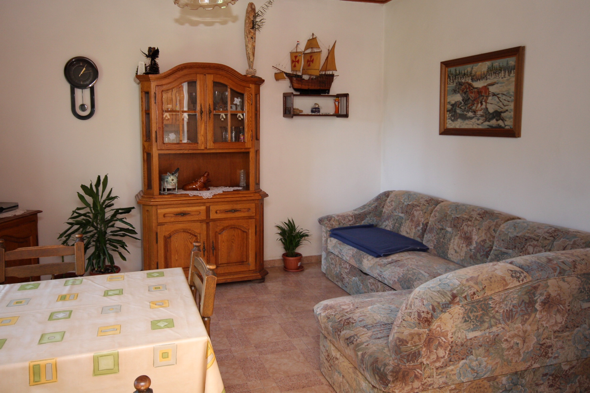 Three bedroom apartment with terrace Murter (A-5098-a)