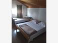 Bedroom 1 Murter, Bedroom 1 in the apartment, air condition available, (pet friendly) and WiFi.