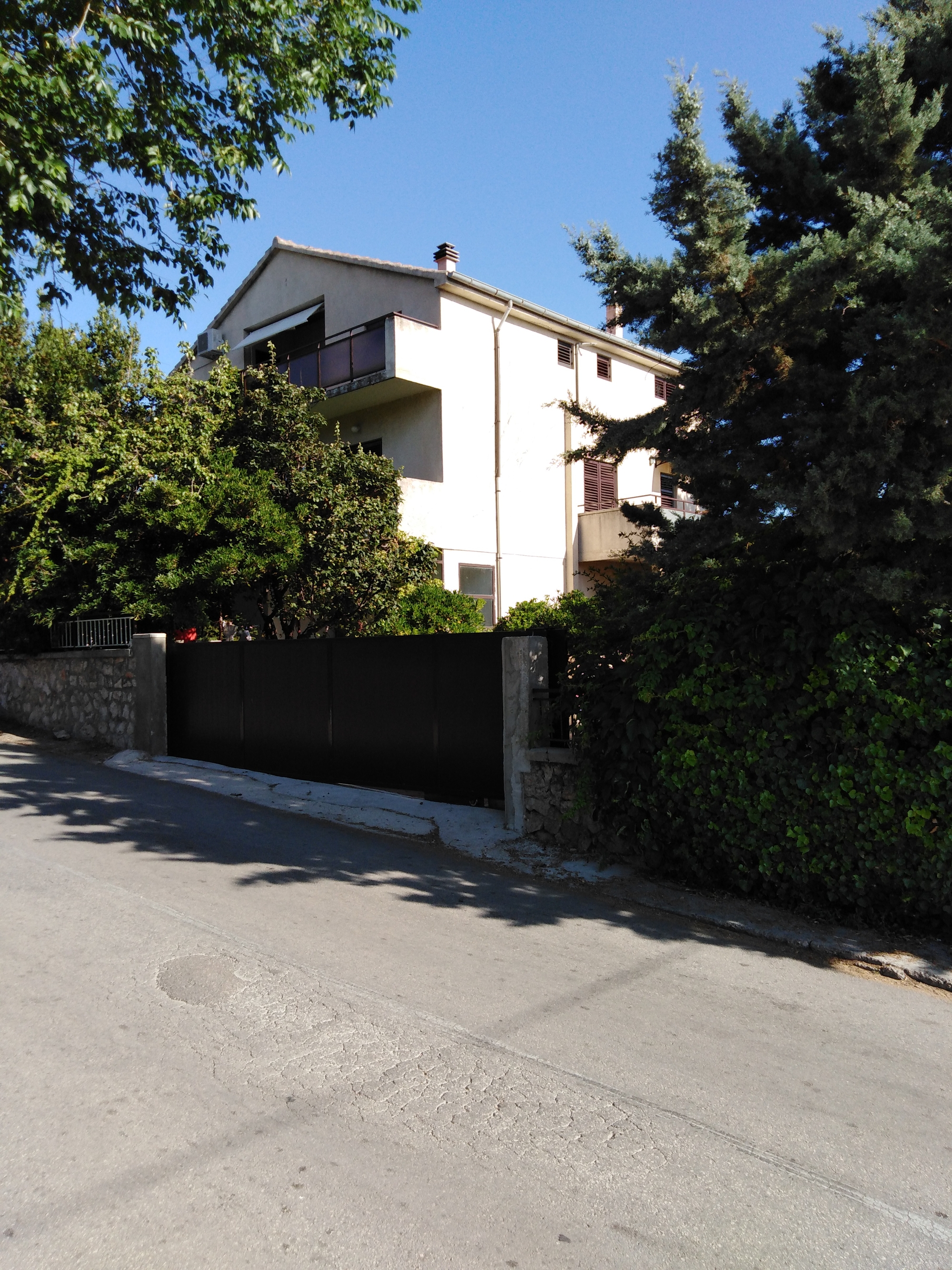 Dvosobni apartma S teraso Murter  A-b
