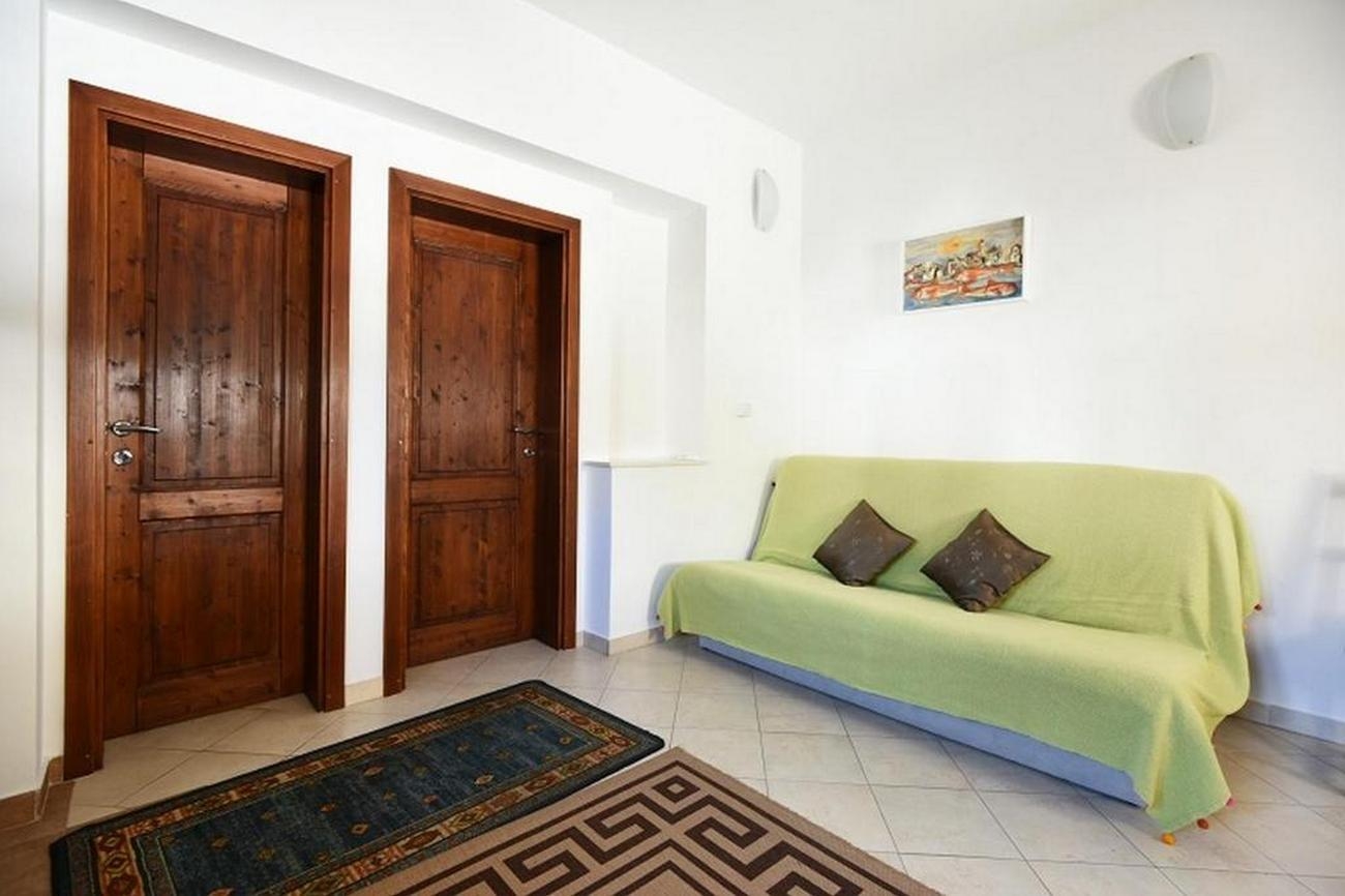 One bedroom apartment with terrace Murter (A-5100-b)