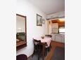 Dining room Murter, Dining room in the studio-apartment, air condition available and WiFi.