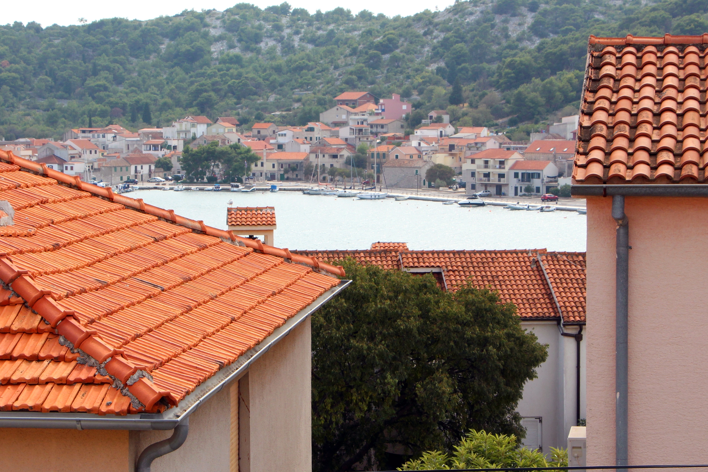 One bedroom apartment with balcony and sea view Tisno, Murter  A-c