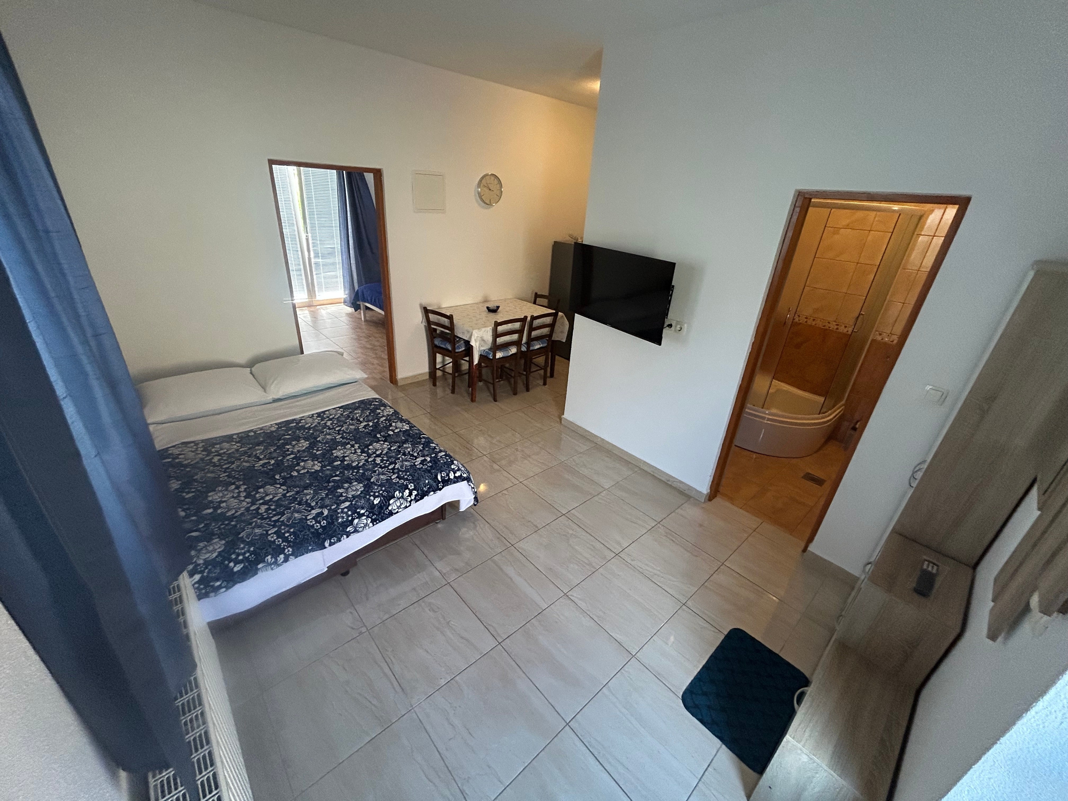 One bedroom apartment with balcony Jezera (Murter) (A-5107-e)