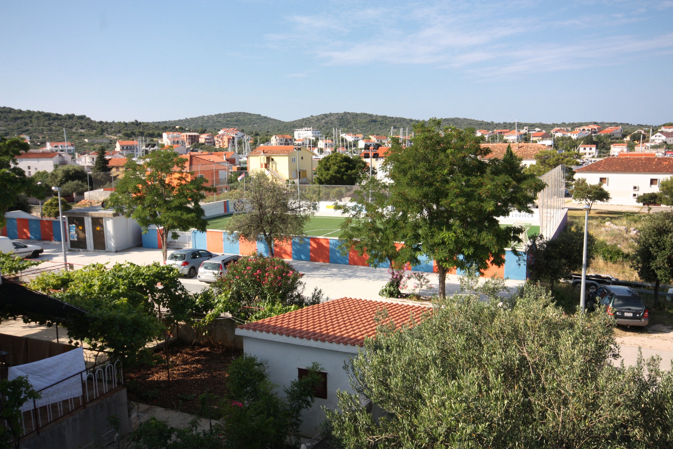 Two bedroom apartment with terrace Jezera, Murter  A-a