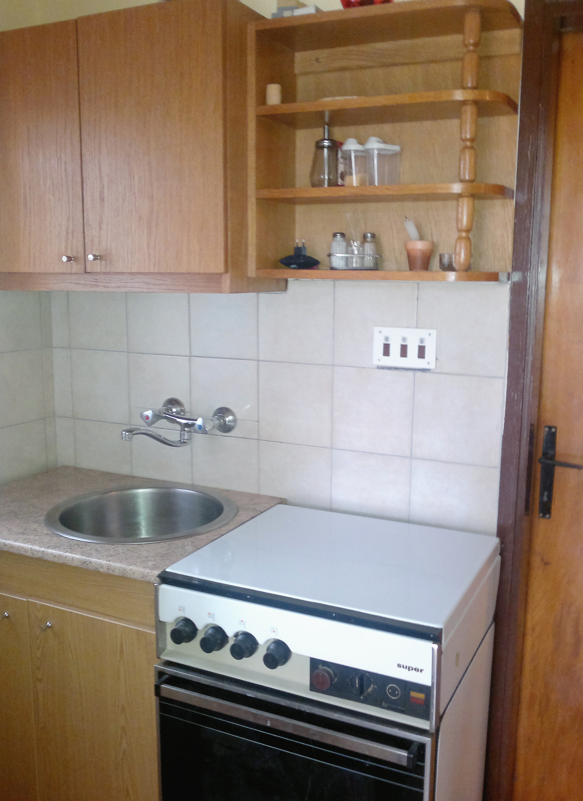 Two bedroom apartment with terrace Murter  A-a