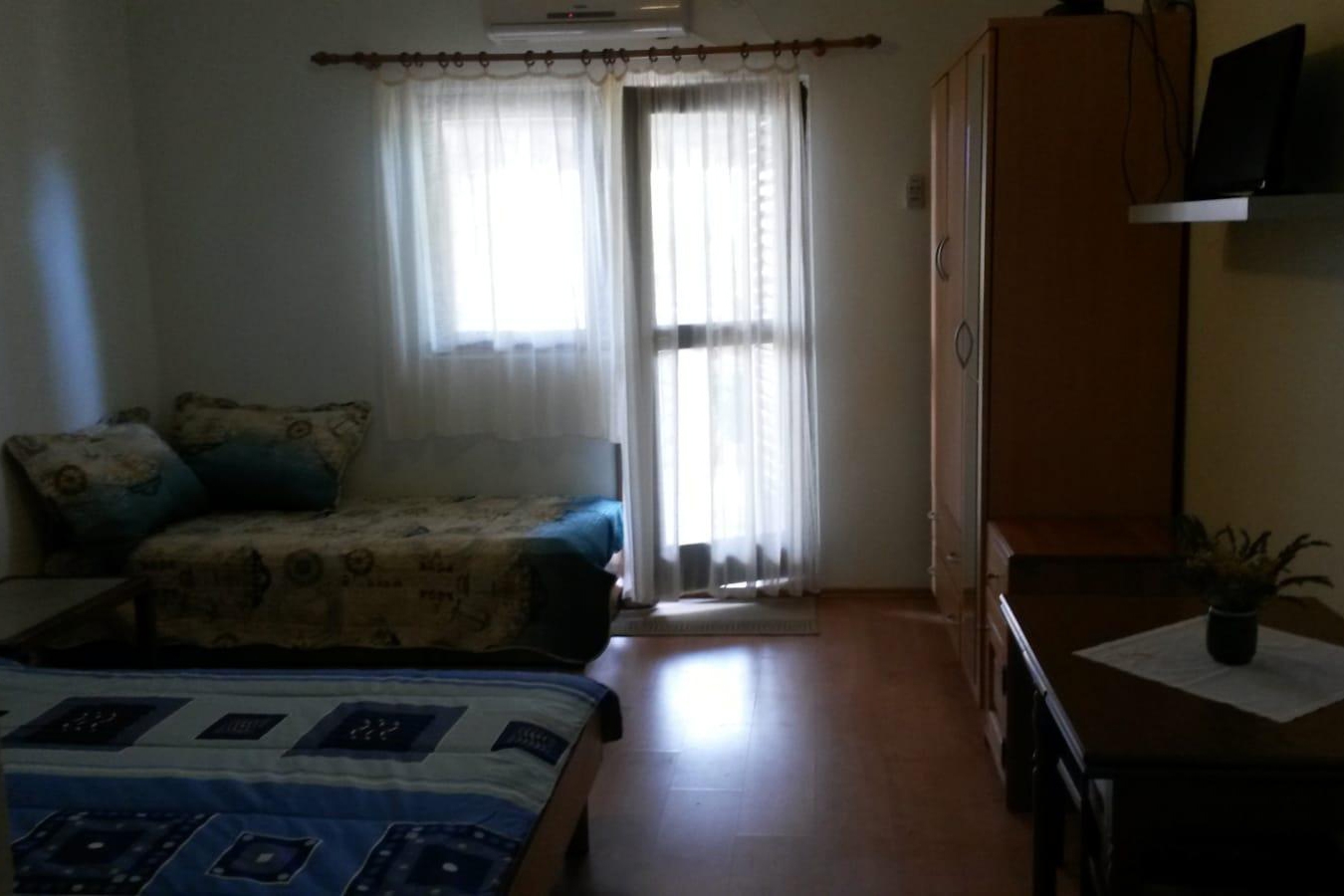 Studio flat with terrace Murter  AS-a