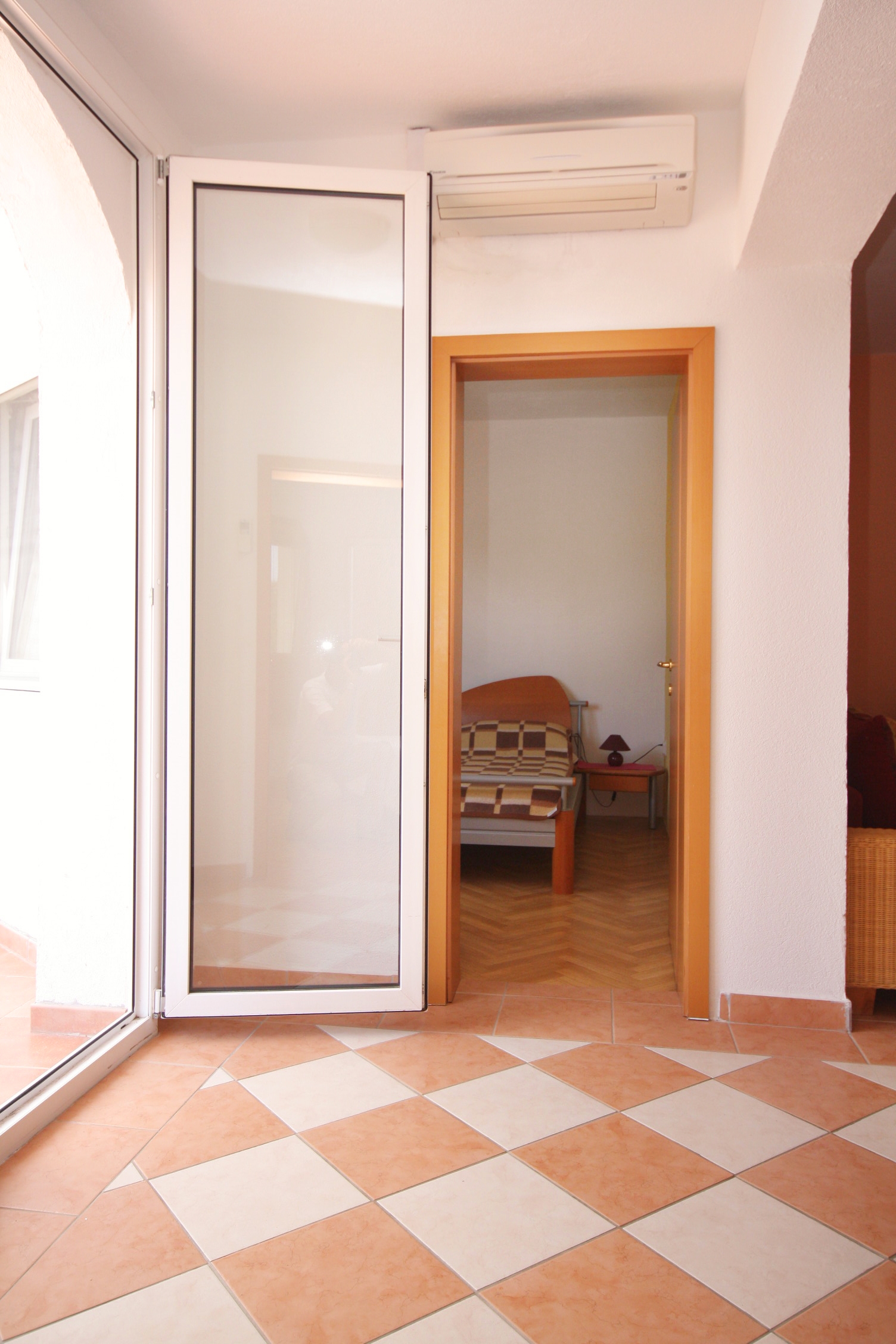 Two bedroom apartment with terrace Jezera, Murter  A-d