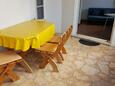 Terrace Jezera, Terrace in the apartment, (pet friendly).
