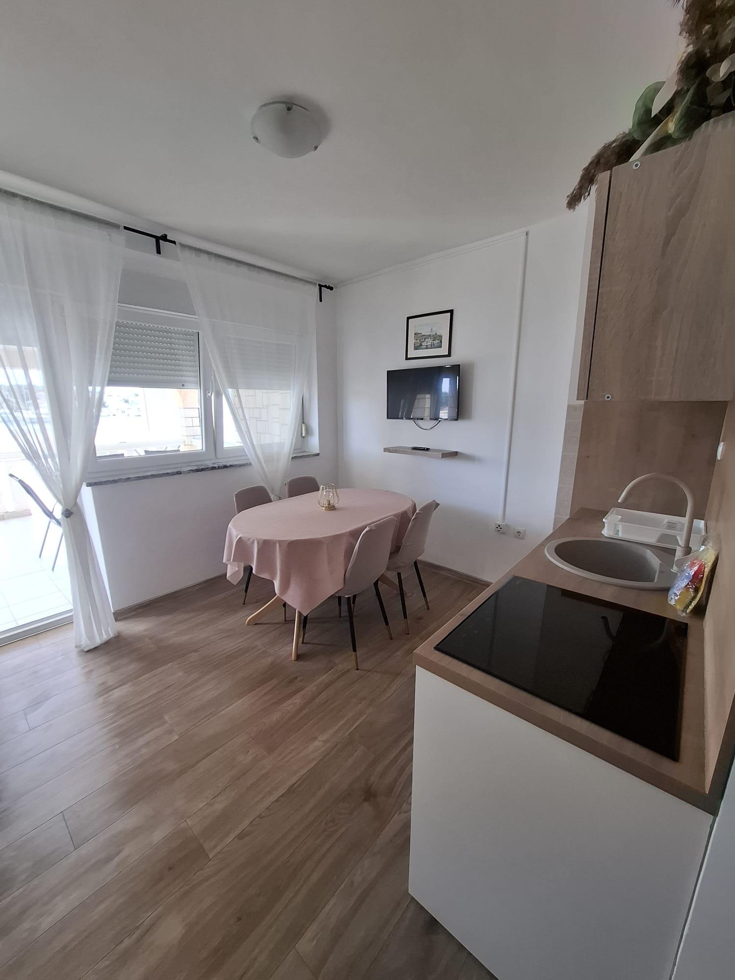 Two bedroom apartment with terrace and sea view Jezera, Murter  A-e