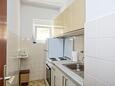 Tisno, Shared kitchen in the room, (pet friendly) and WiFi.