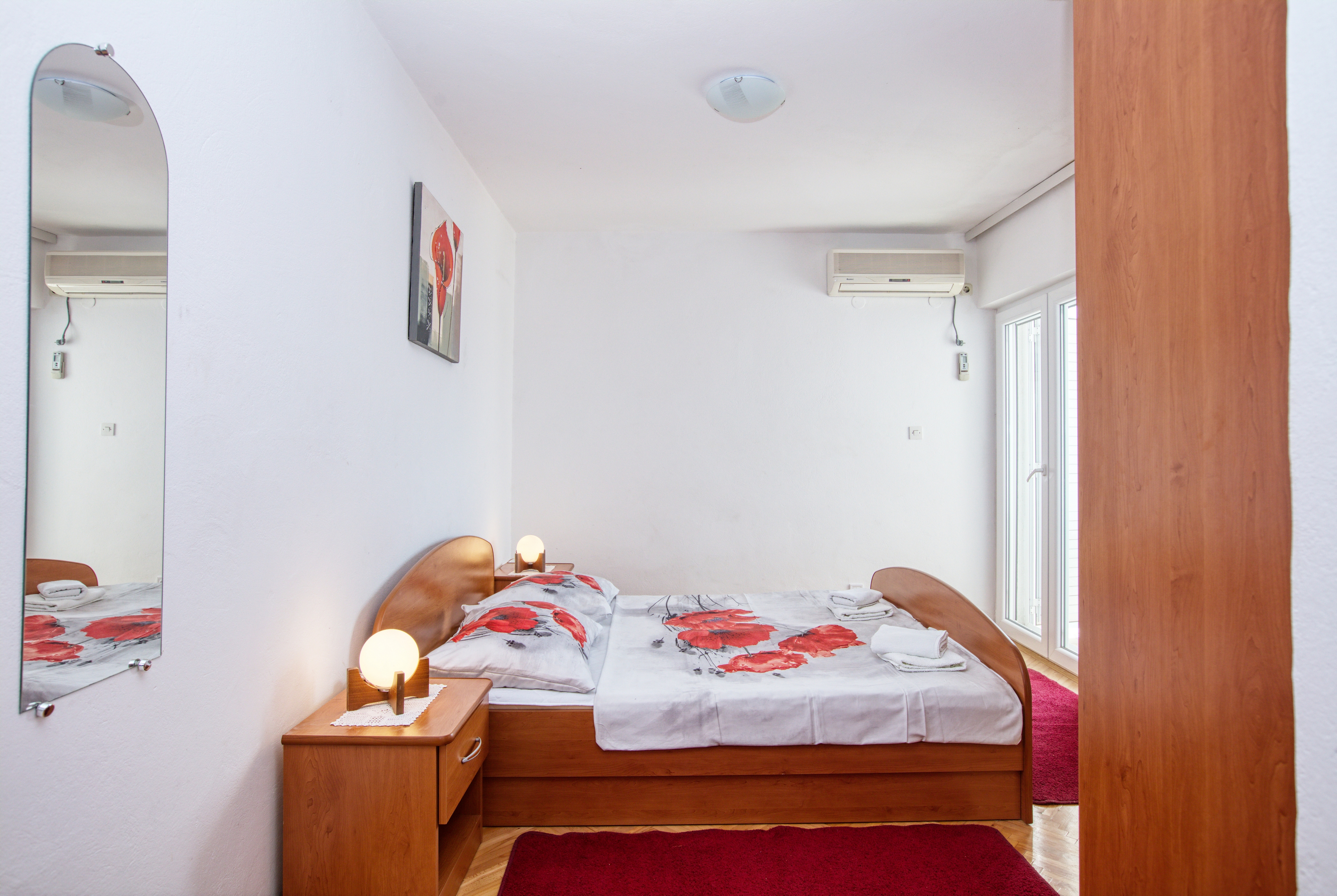 Two bedroom apartment with balcony and sea view Tisno, Murter  A-b