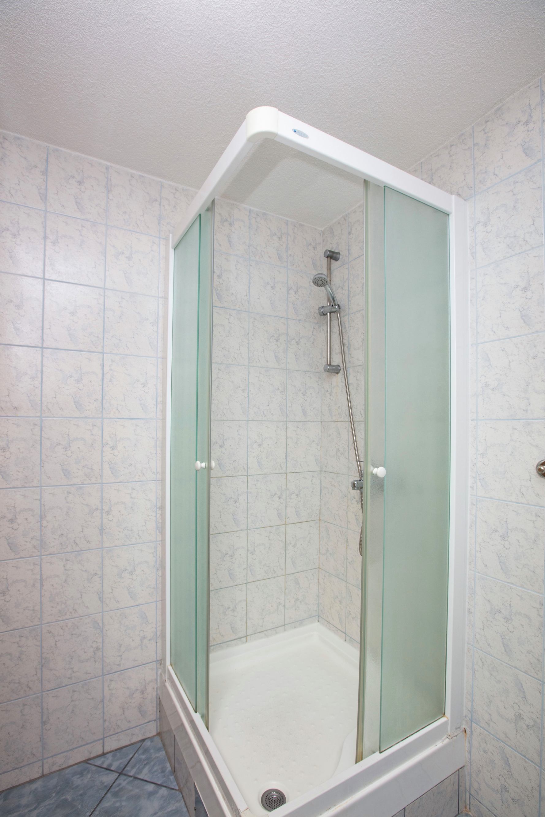 Two bedroom apartment with terrace Jezera, Murter  A-a
