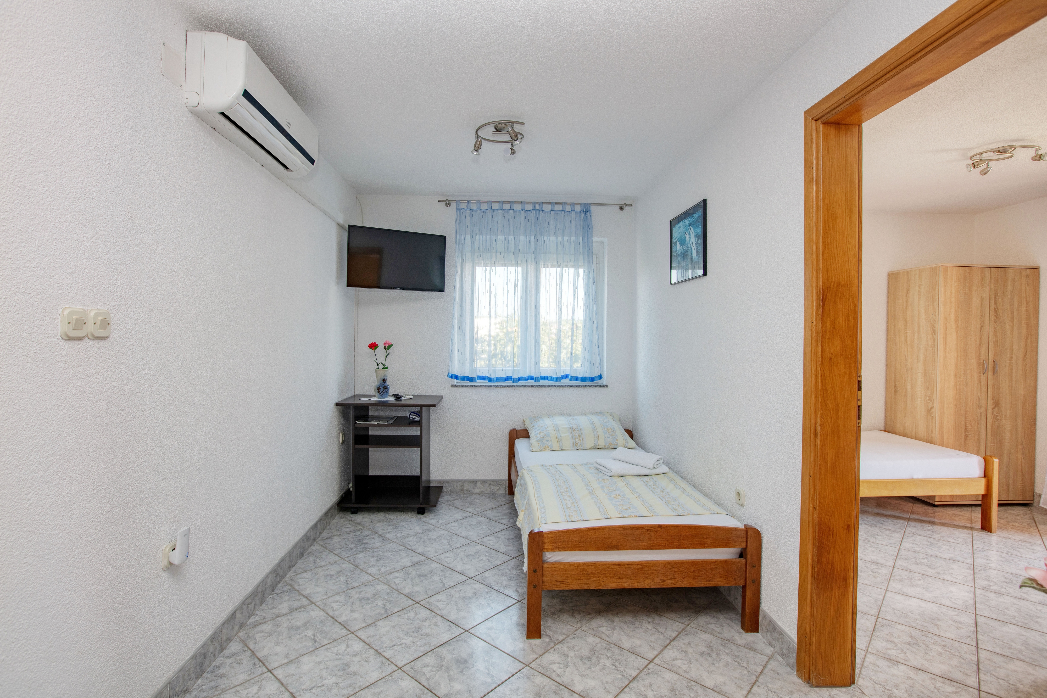 Two bedroom apartment with terrace Jezera, Murter (A-5133-a) Two bedroom apartment with terrace Jezera, Murter (A-5133-a)