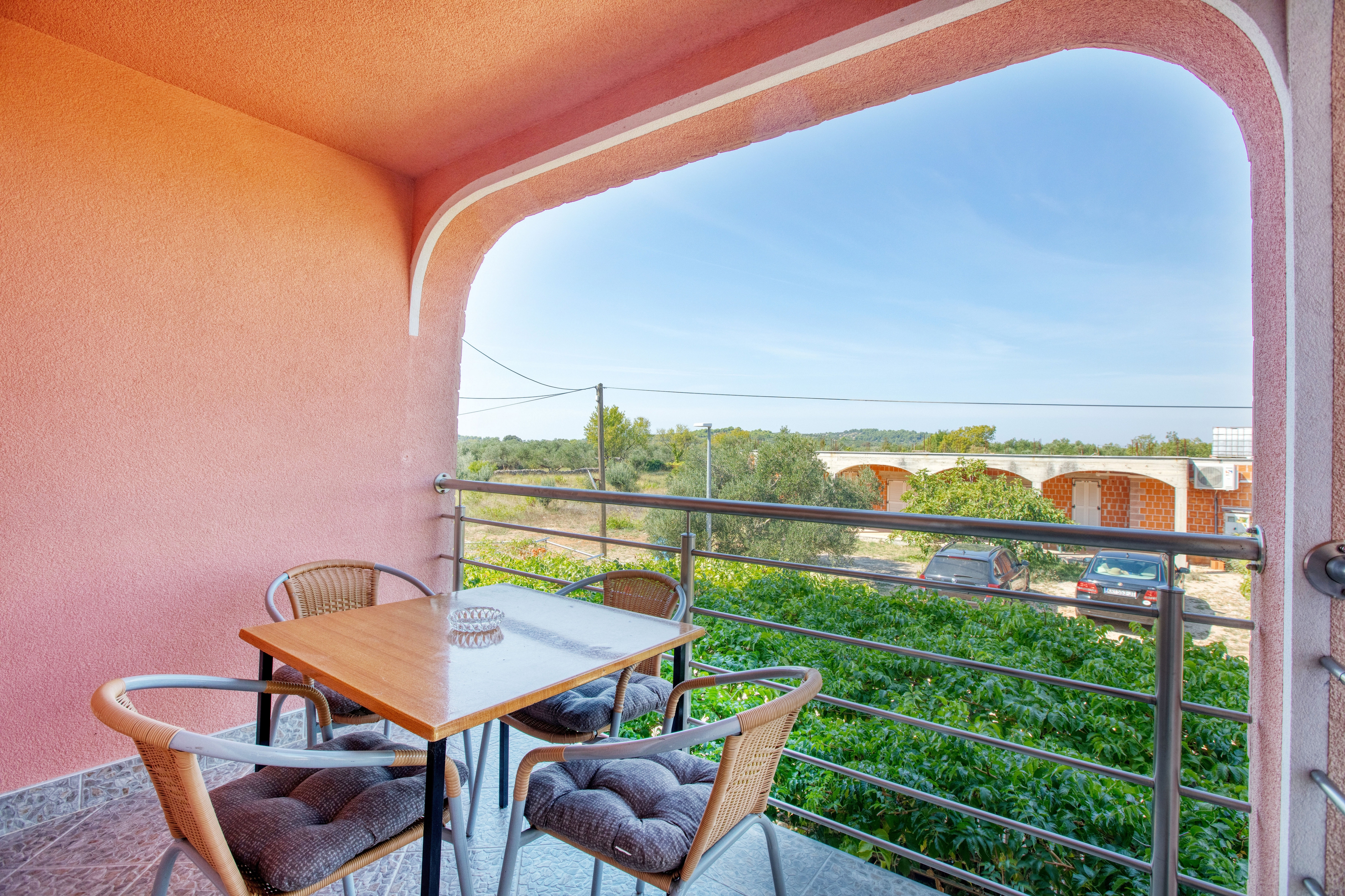 Two bedroom apartment with terrace Jezera, Murter  A-a