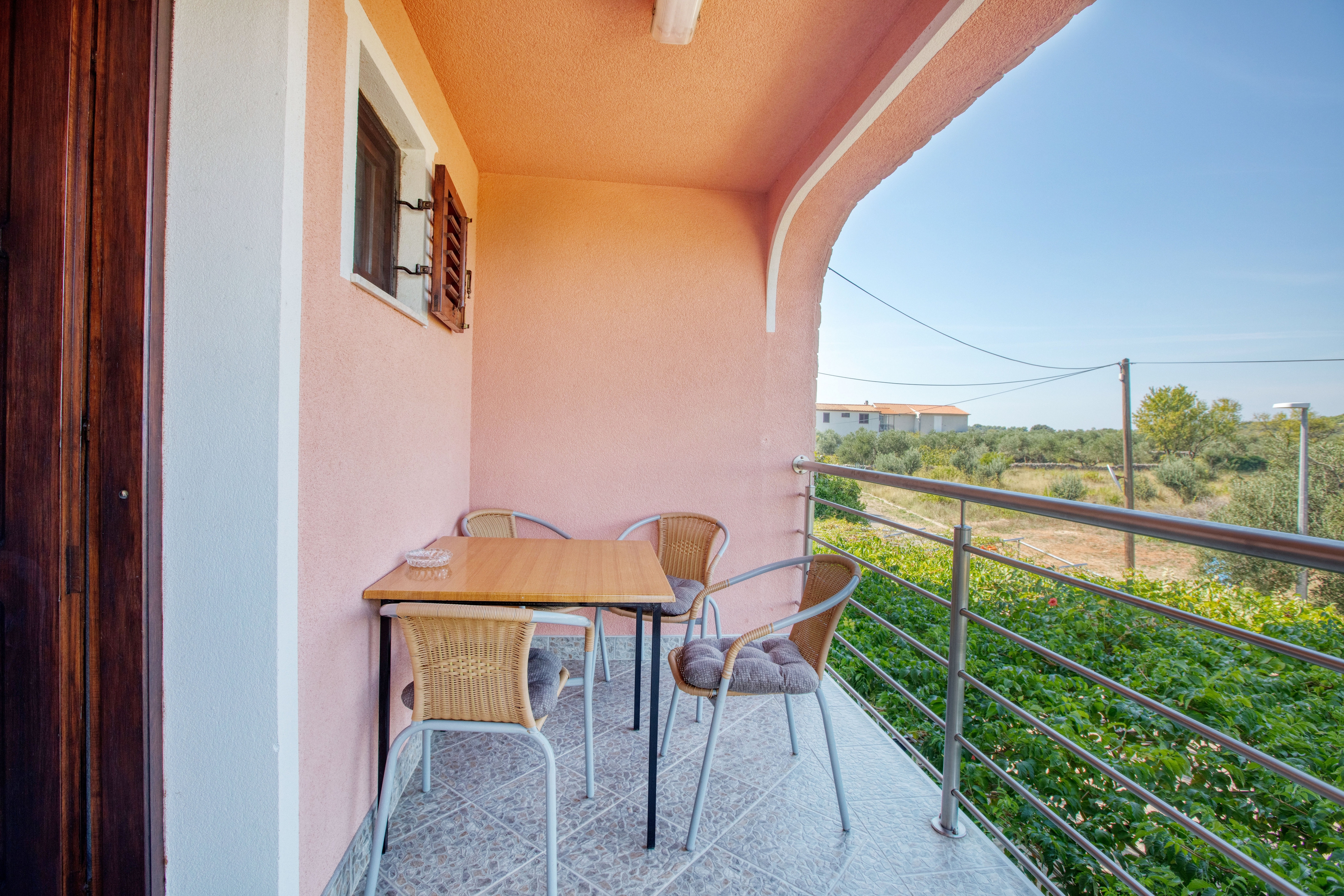 Two bedroom apartment with terrace Jezera, Murter  A-a