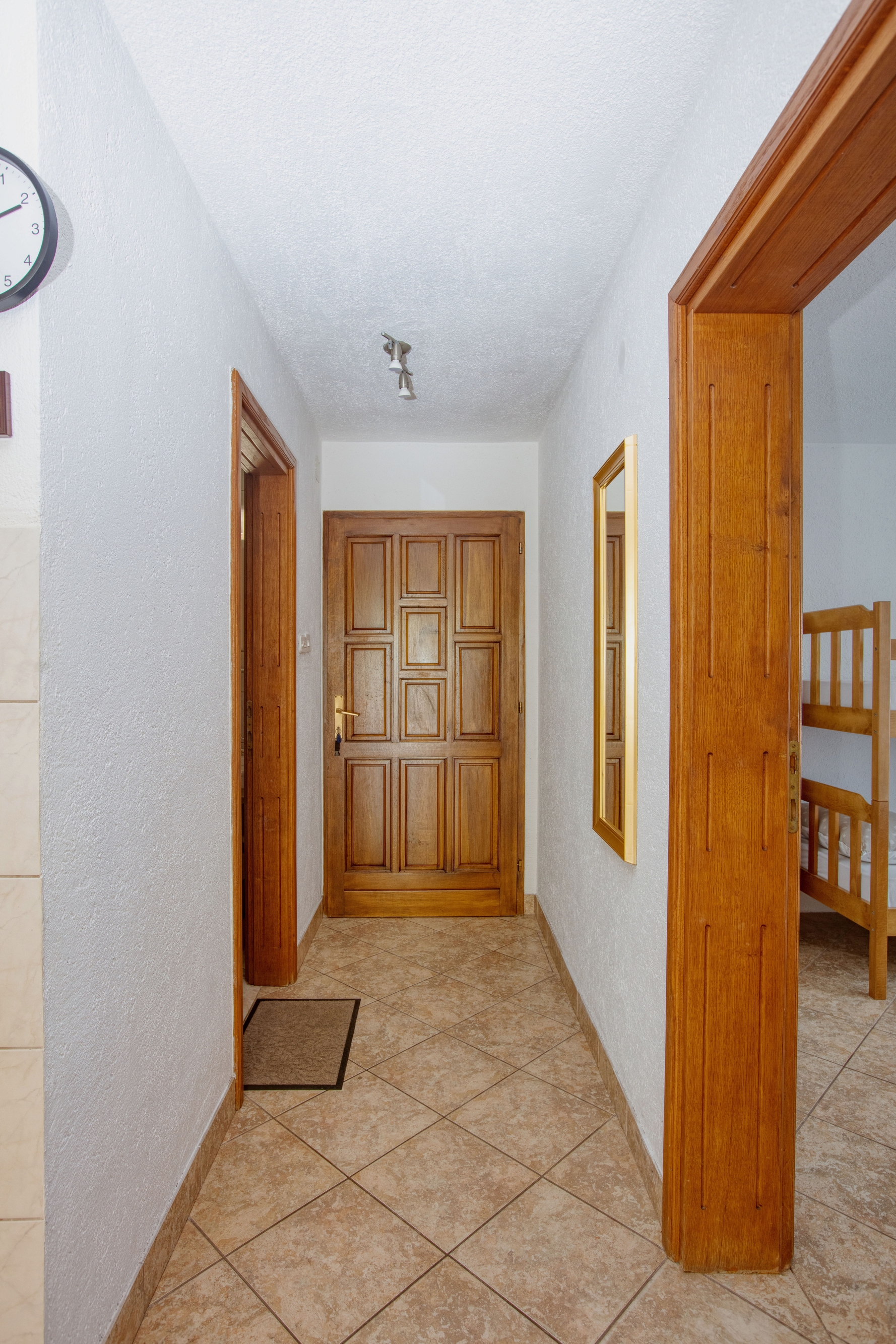 Two bedroom apartment with terrace Jezera, Murter  A-b