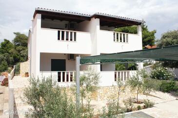 Property Jezera, Murter, Property 5139 - Apartments with pebble beach.
