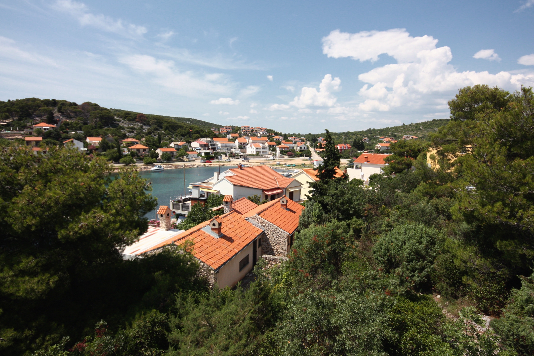 Three bedroom apartment with terrace and sea view Tisno, Murter  A-a