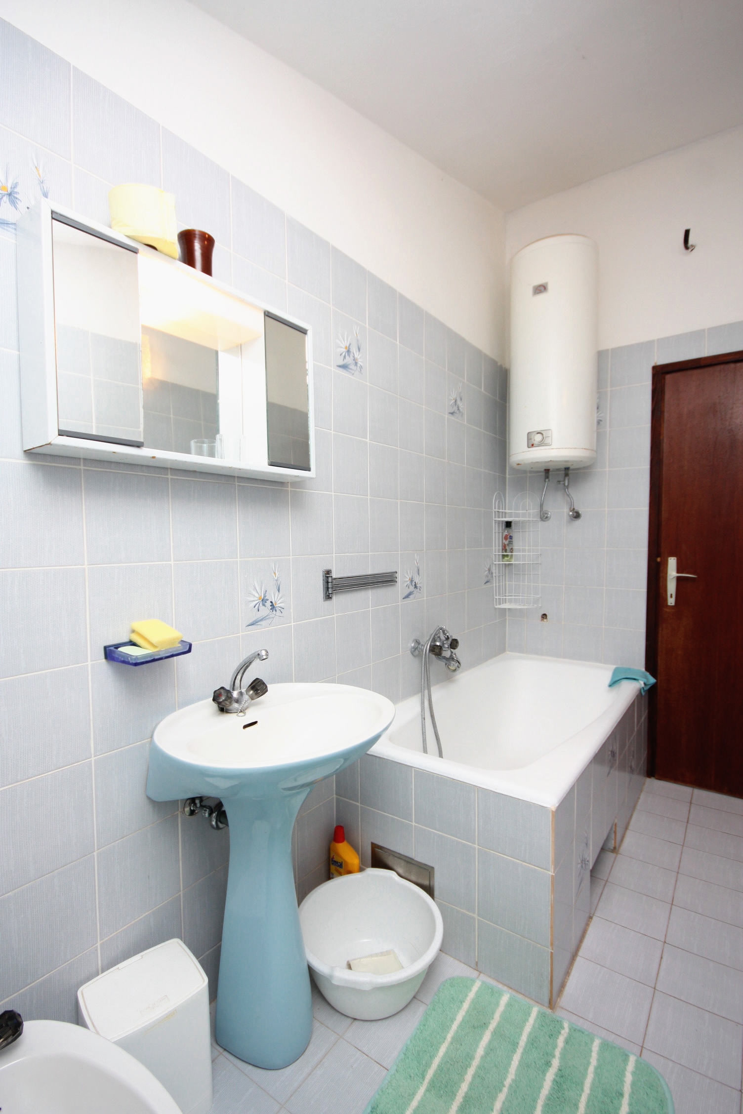 Three bedroom apartment with terrace and sea view Tisno, Murter  A-a