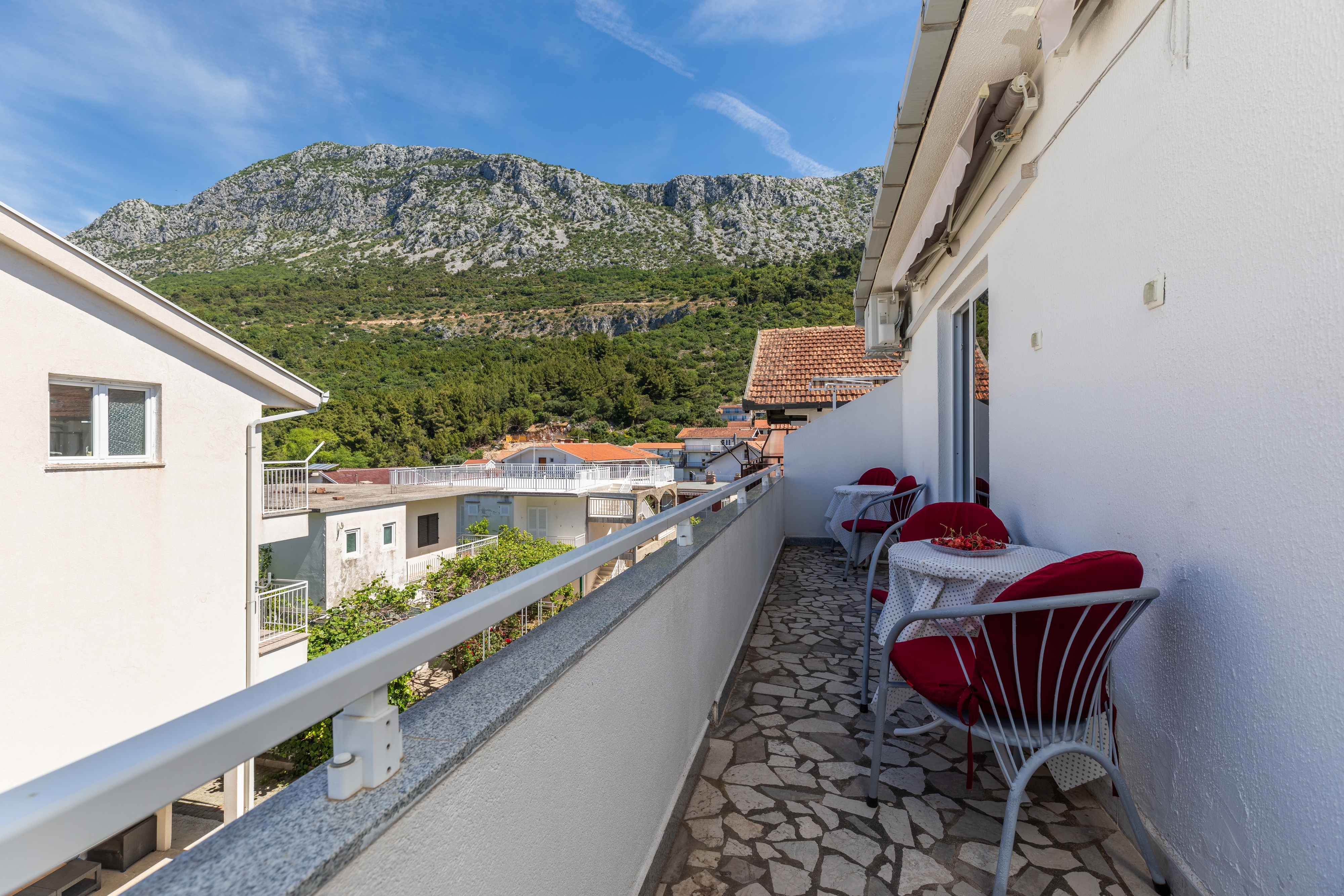 Three bedroom apartment with balcony and sea view Podaca, Makarska  A-a