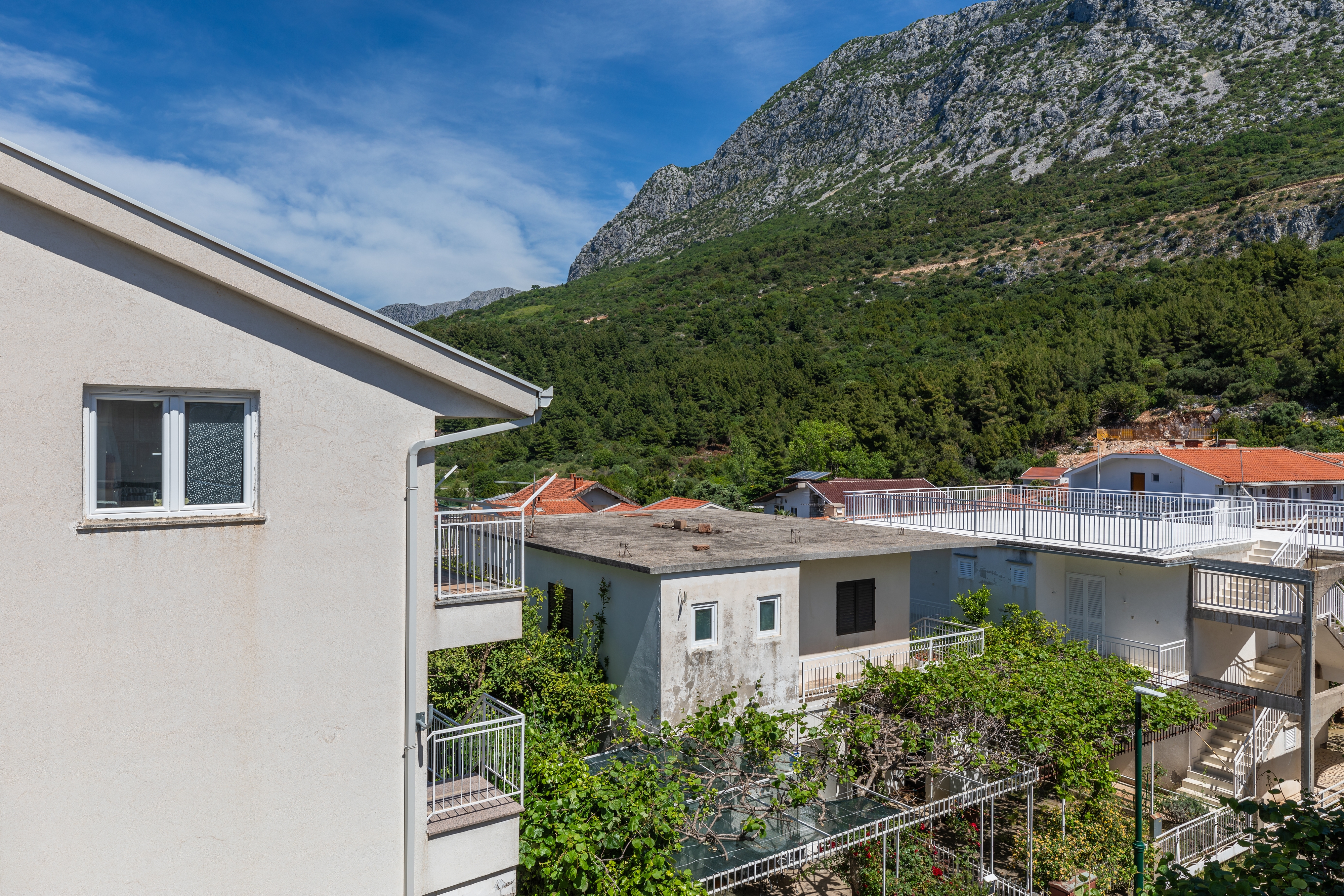Three bedroom apartment with balcony and sea view Podaca, Makarska  A-a