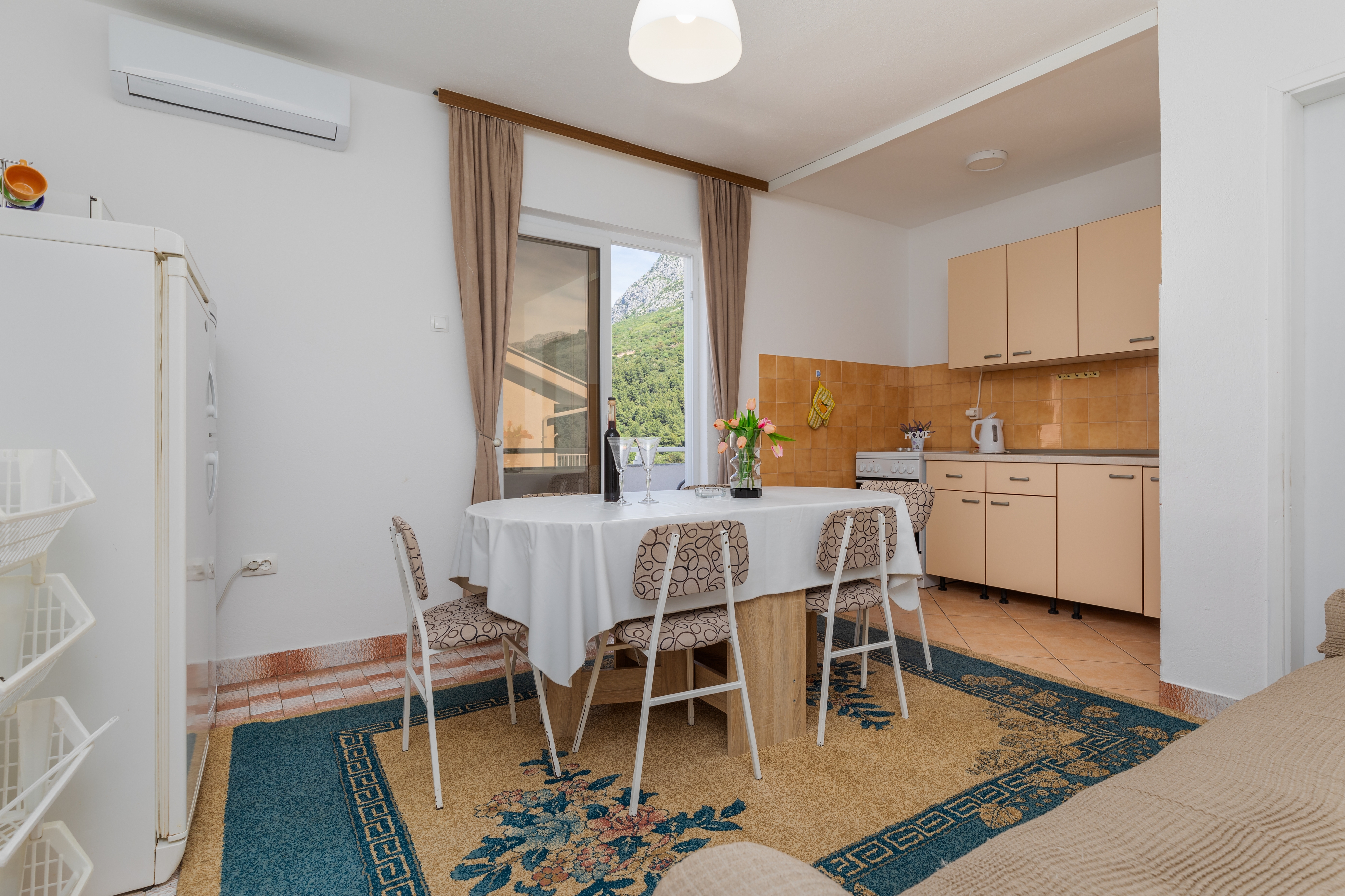 Three bedroom apartment with balcony and sea view Podaca, Makarska (A-515-a) Three bedroom apartment with balcony and sea view Podaca, Makarska (A-515-a)