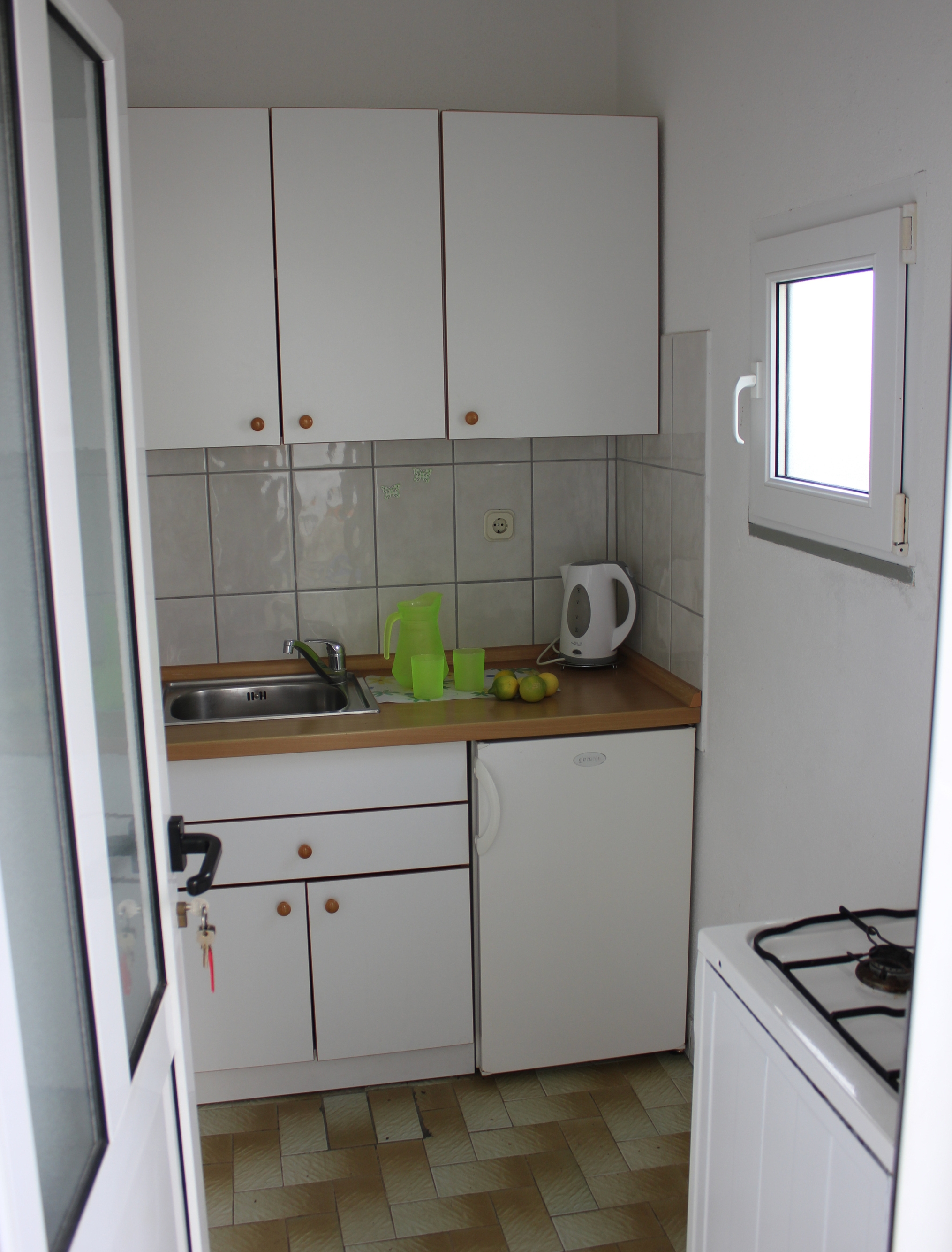 Studio flat with balcony and sea view Podaca, Makarska (AS-515-a)