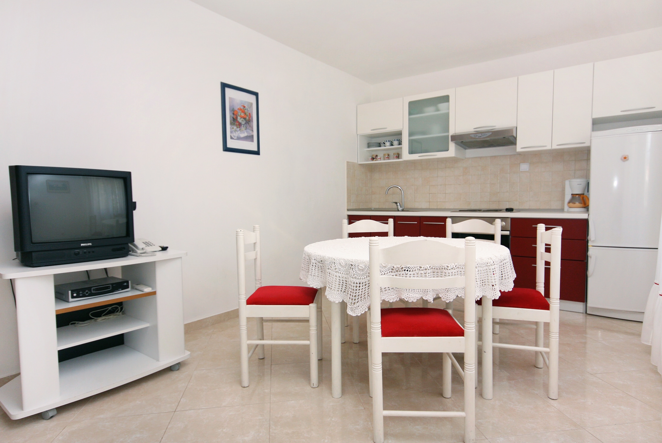 Three bedroom apartment near beach Postira, Brač (A-5152-a)